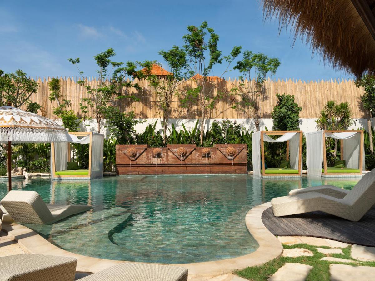 Amnaya Resort Nusa Dua Exterior